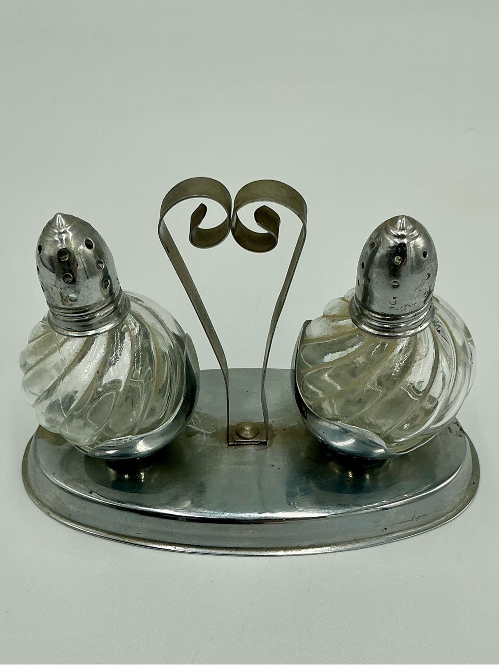 Vintage Silver Tone Clear Glass Mini Salt and Pepper Shakers On Silver Tone Tray - Picture 5 of 11